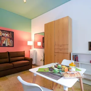 Coral Studio - Porta Romana Apartamento